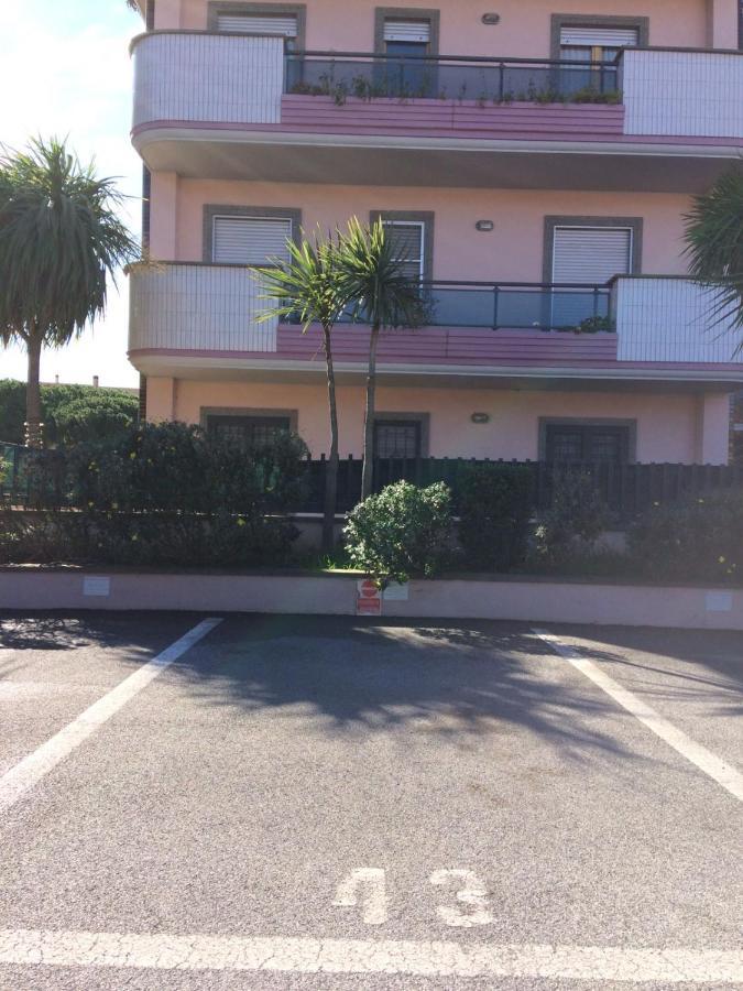 Appartamento Victoria Con Parcheggio Privato Civitavecchia Exterior photo